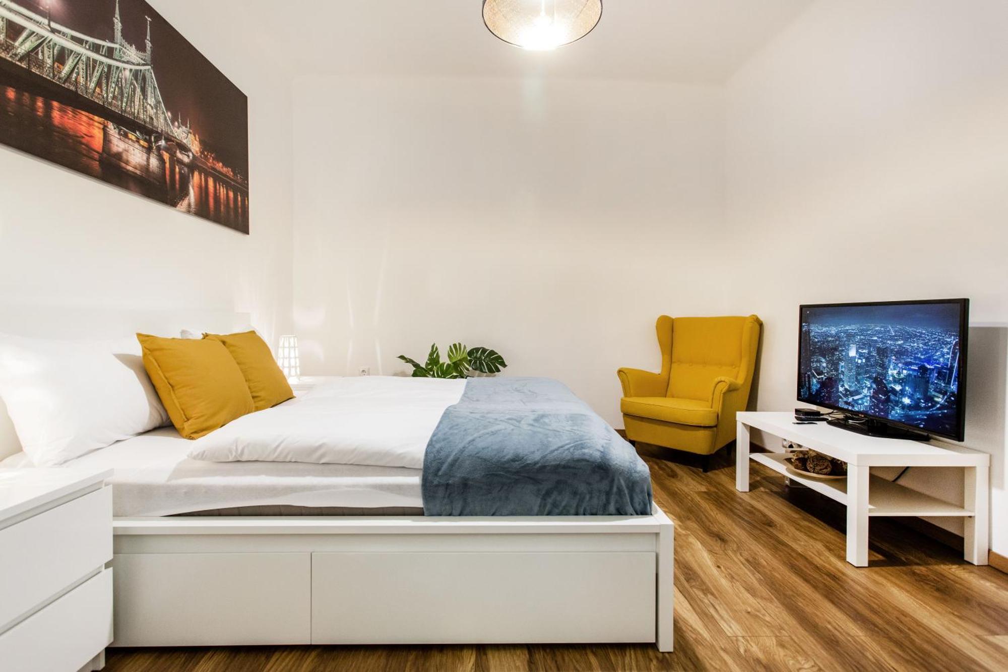 Quiet And Cozy Apartment Near The Danube Budapest Eksteriør billede